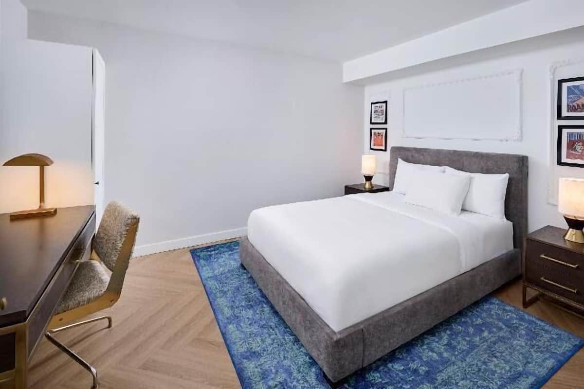 1 bedroom, hypo-allergenic bedding, in-room safe, desk