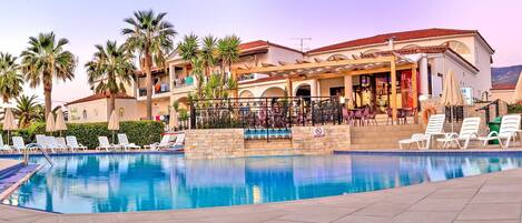 المنشأة من الخارج