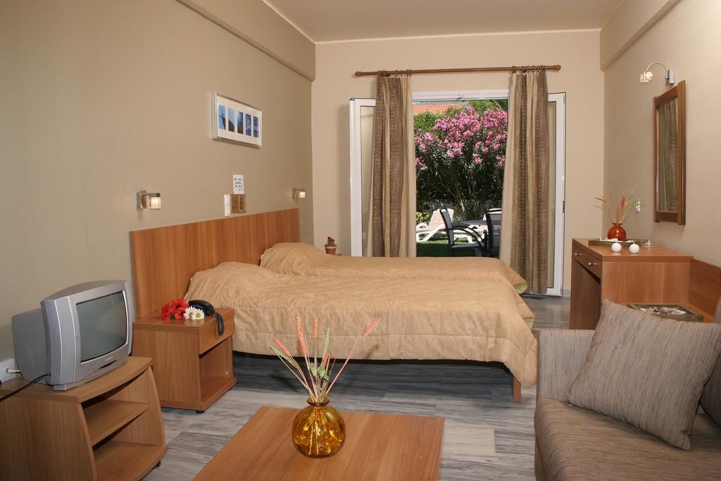 select comfort beds, in-room safe, free cots/infant beds, free wifi