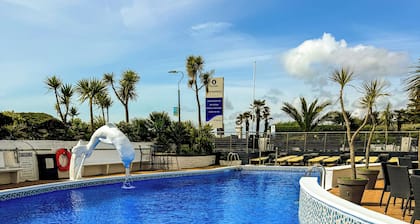 The Cumberland Hotel - OCEANA COLLECTION