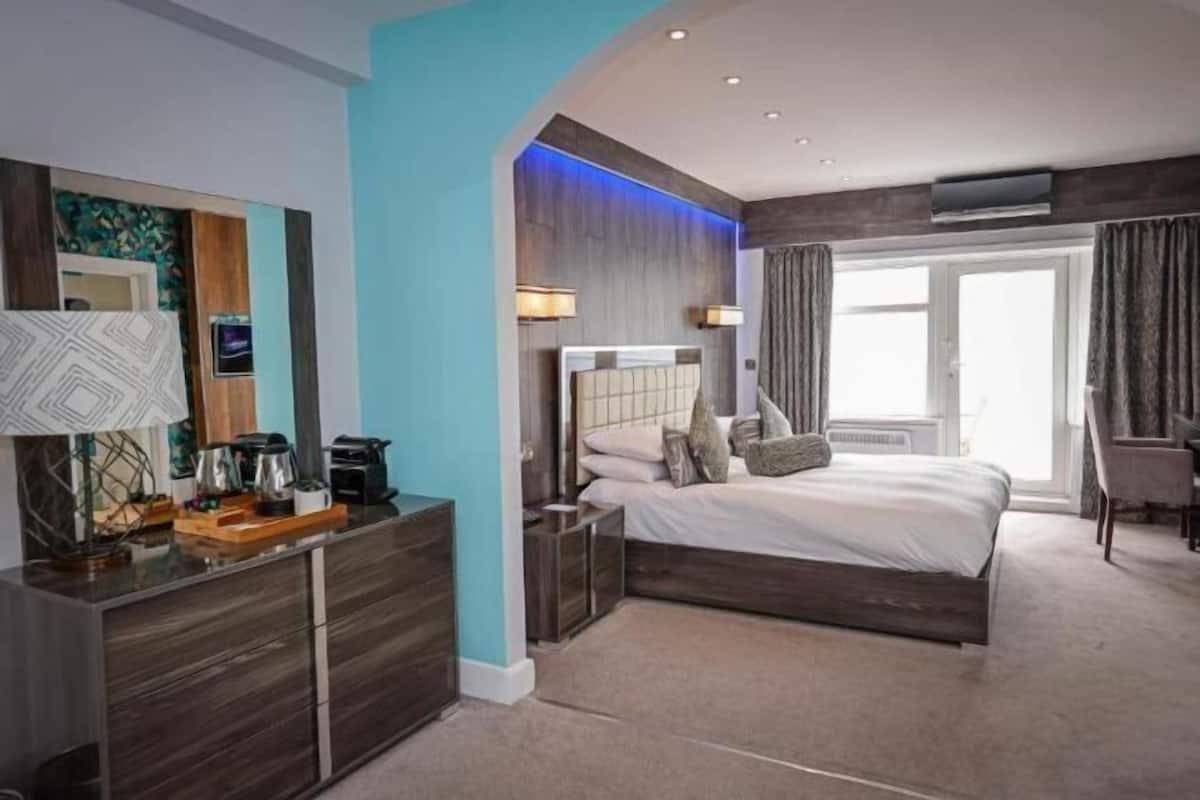 1 bedroom, desk, iron/ironing board, free WiFi