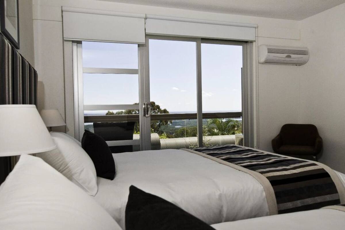 standard room, multiple beds | desk, iron/ironing board, free cots/infant beds, free wifi