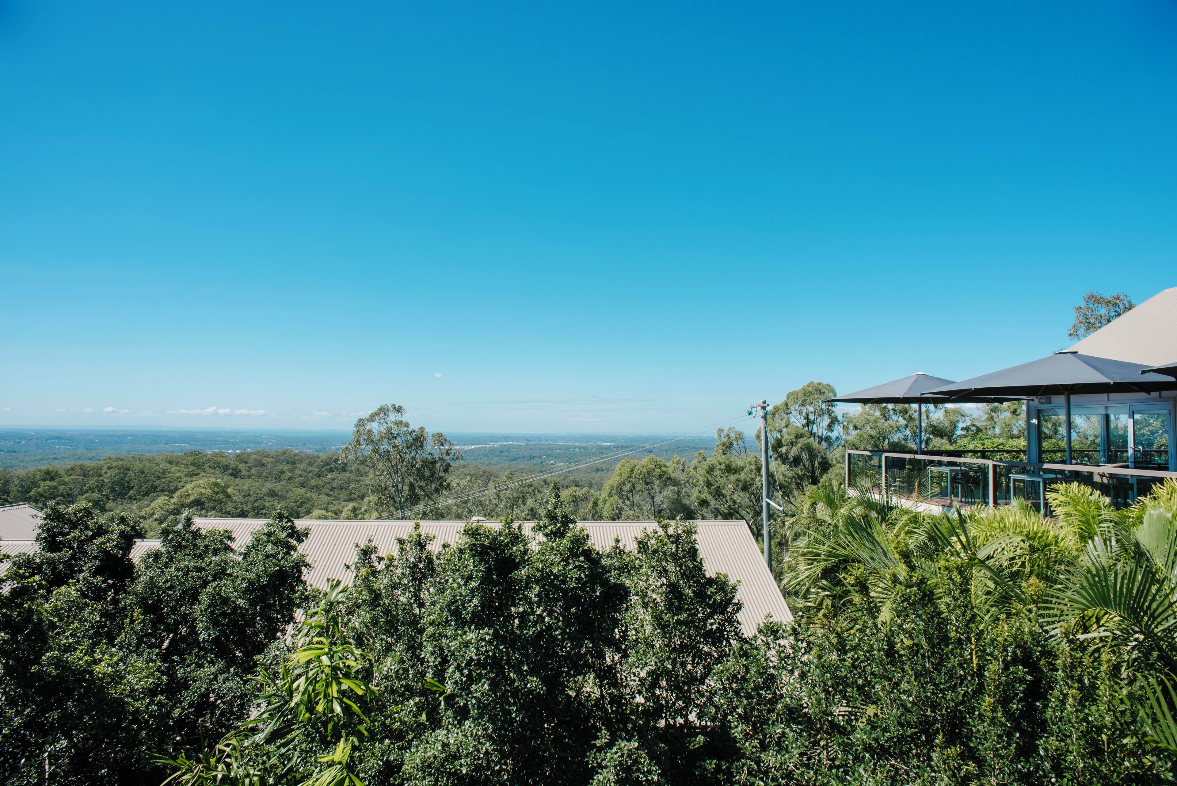 deluxe room, 1 queen bed, mountain view | terrace/patio