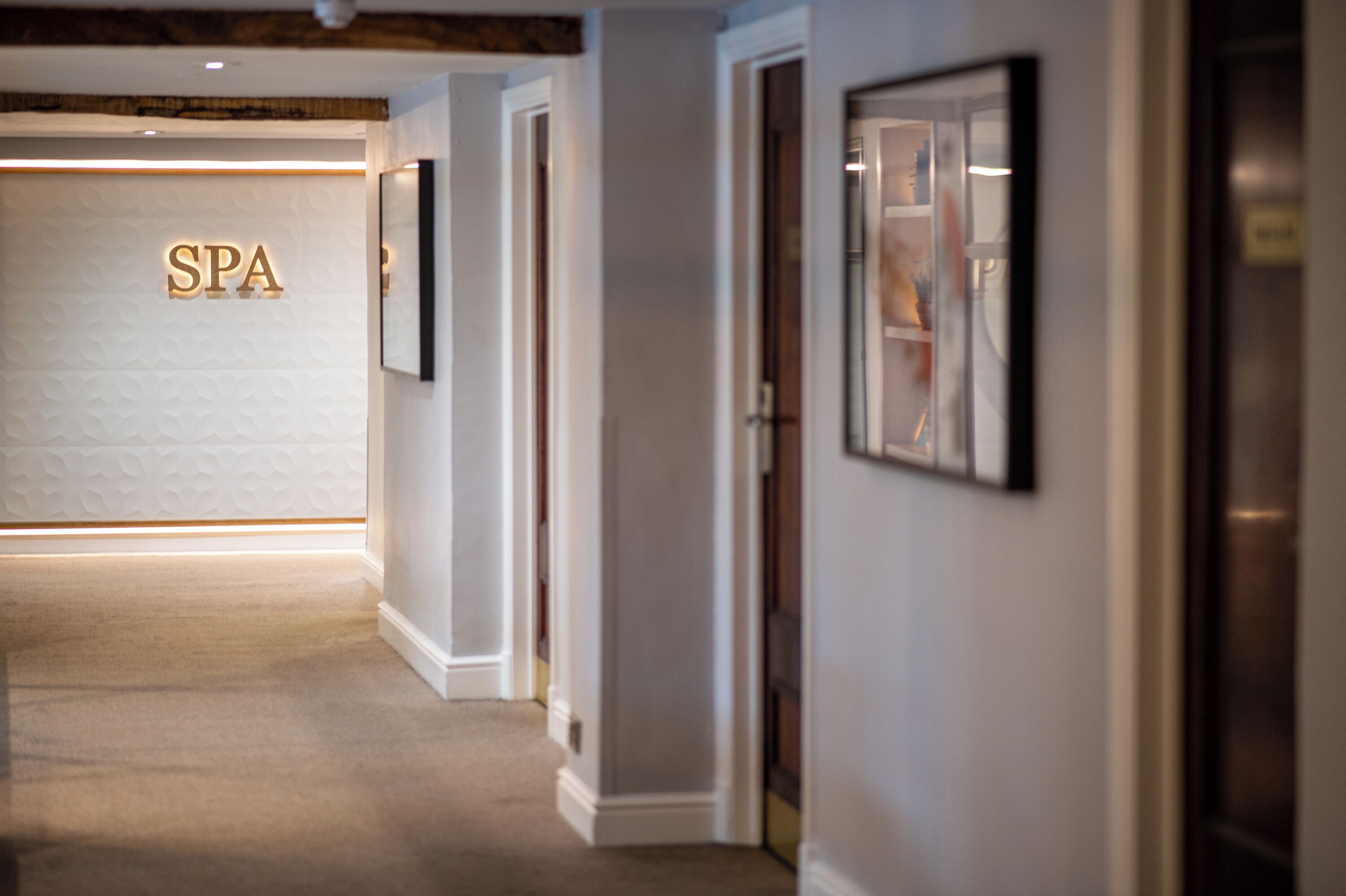 Espace de soins pour les couples, sauna, bain à remous, hammam