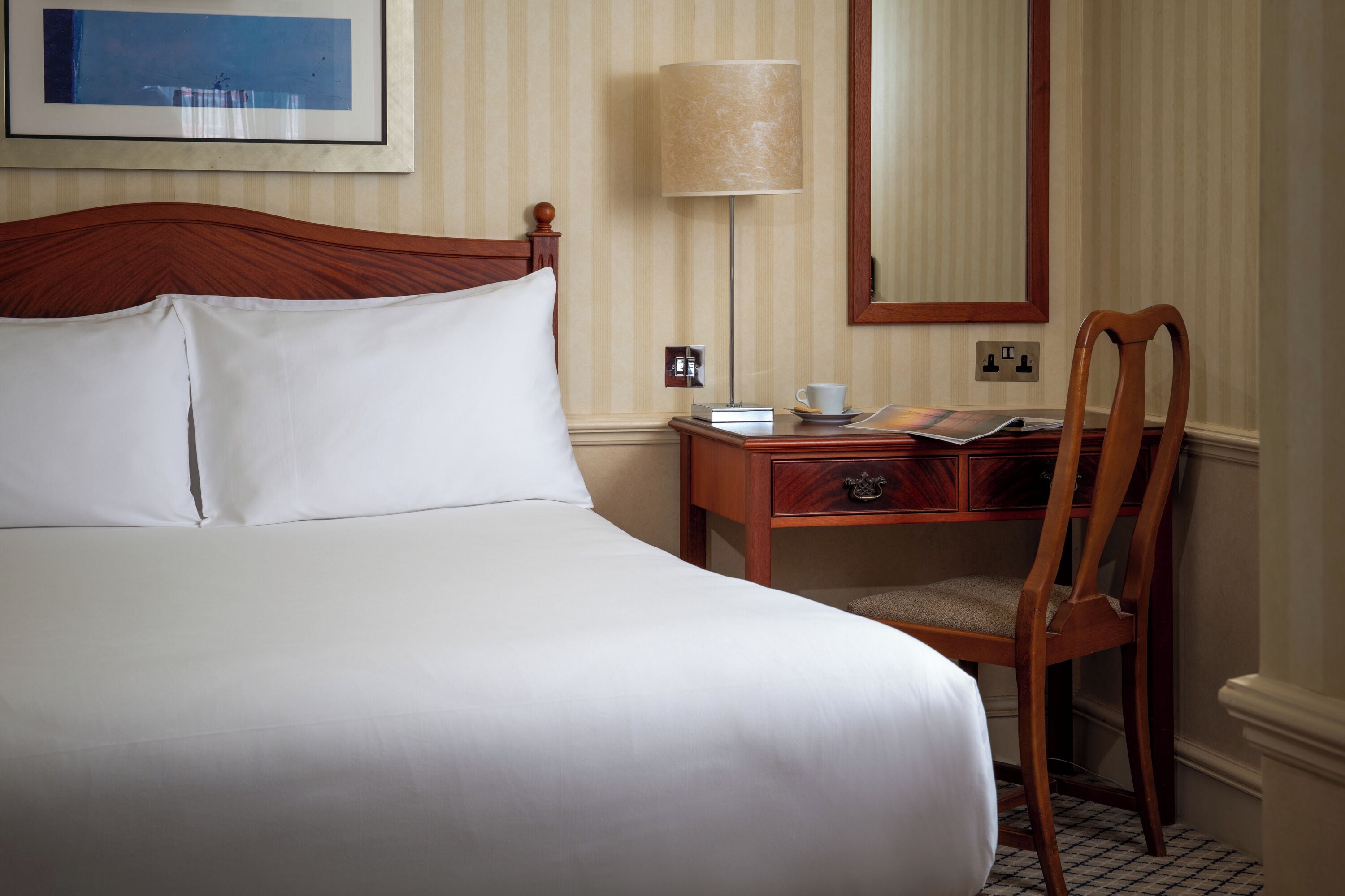 Junior Suite | Premium bedding, desk, laptop workspace, blackout drapes
