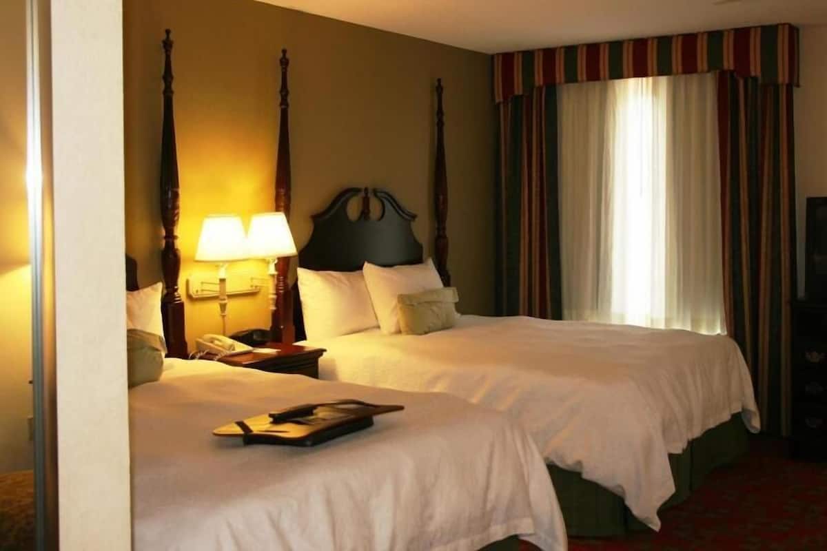 In-room safe, iron/ironing board, free WiFi, bed sheets
