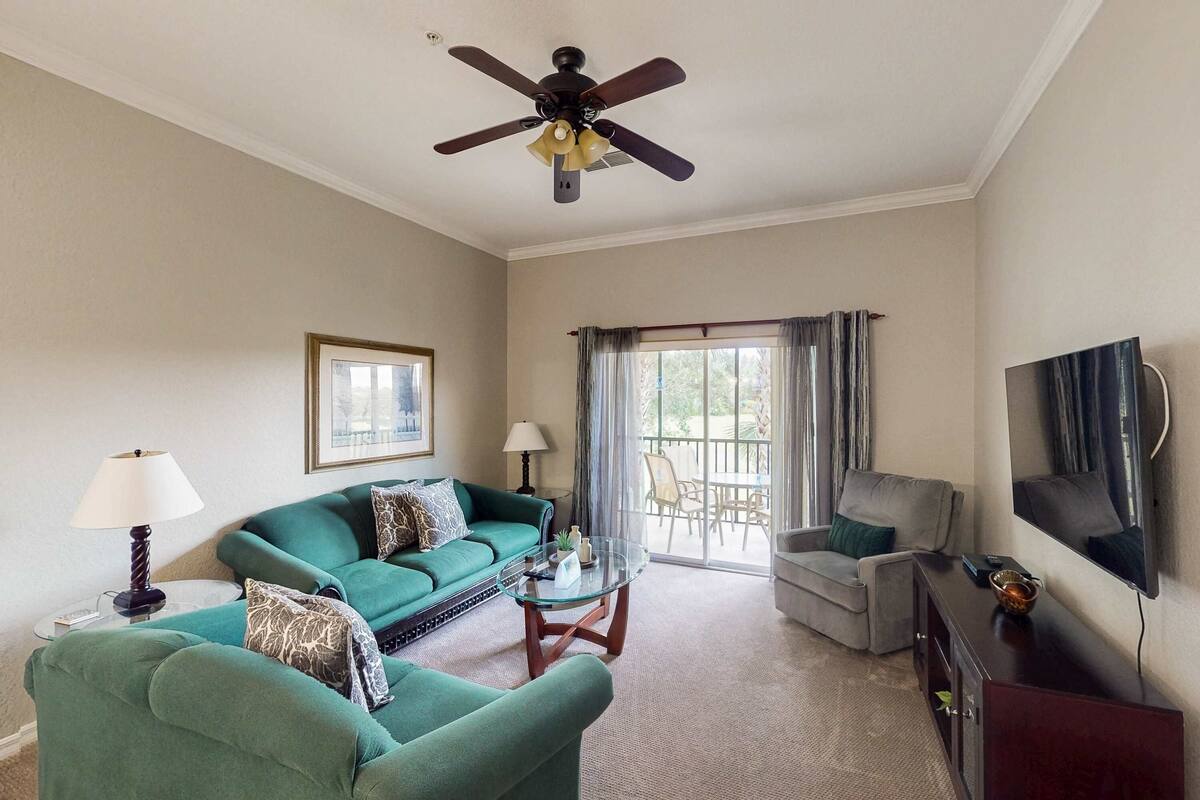 Comfort Apartment, 2 Bedrooms, Lakeside | Front of property