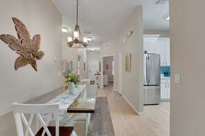 Classic Apartment, 3 Bedrooms, Lakeside | Interior - Bahama Bay Resort (Davenport)