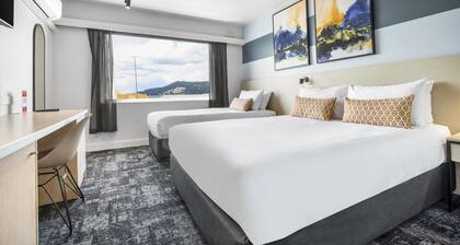 Nightcap at Burnie Townhouse