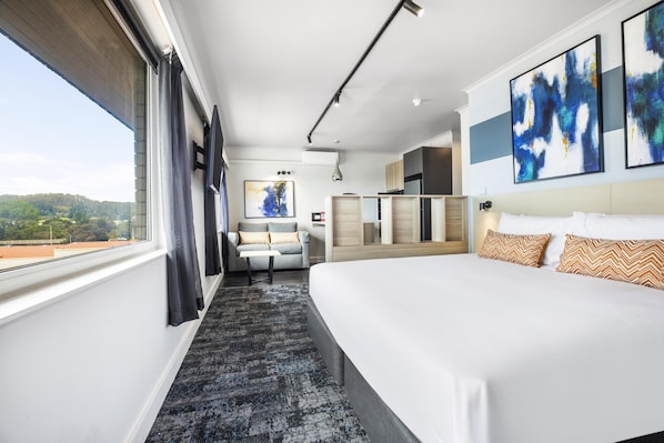 Desk, iron/ironing board, free WiFi, bed sheets