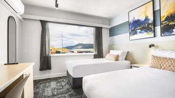 Studio Queen and Single