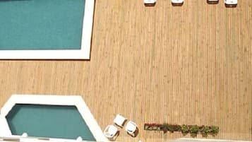 Indoor pool, outdoor pool