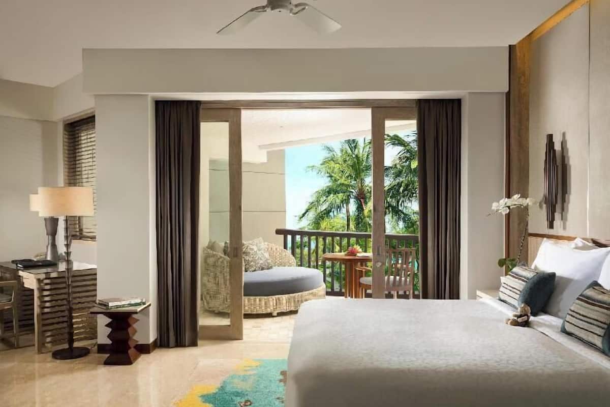 Premium bedding, minibar, in-room safe, individually furnished