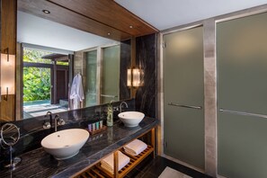 Villa, 1 Double Bed | Bathroom - Conrad Bali (Nusa Dua)