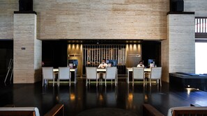 Reception - Conrad Bali (Nusa Dua)