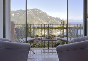 Balcony view - Palazzo Confalone (Ravello)
