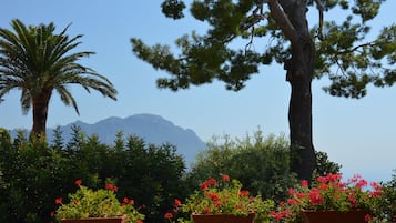 Royal Suite, Sea View (Principessa, Villa) | Water view