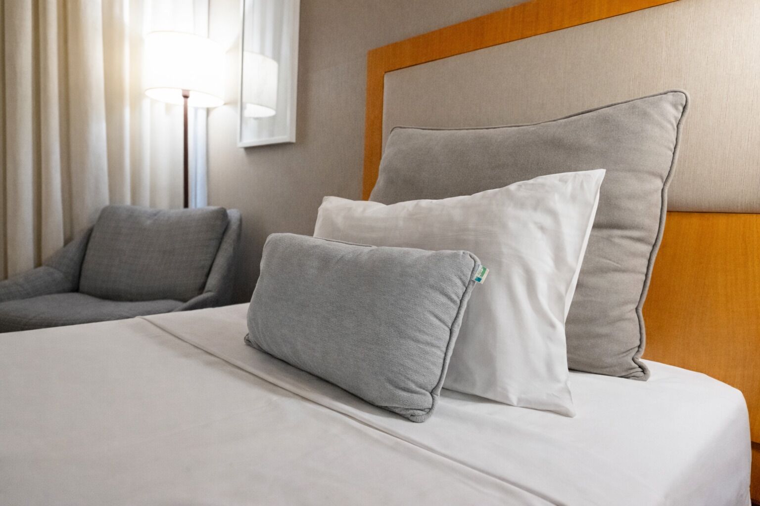 Minibar, wifi gratis, ropa de cama