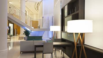 Sala de estar en el lobby