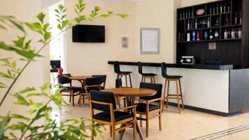 Lunch and dinner served