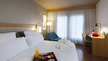 Ducha, artĂculos de tocador ecolĂłgicos, secador de pelo, toallas