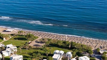Private beach, sun-loungers, beach umbrellas, beach towels