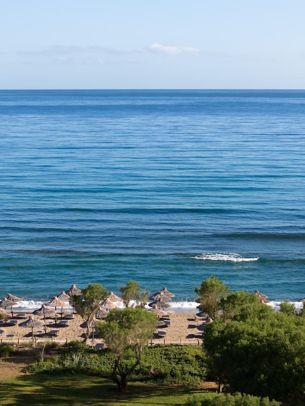 1 bedroom, hypo-allergenic bedding, in-room safe, soundproofing