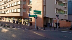 A multi-story hotel with a flat facade, large windows, and a prominent corner entrance. - Séjours & Affaires Montreuil Saint Mandé (Montreuil)