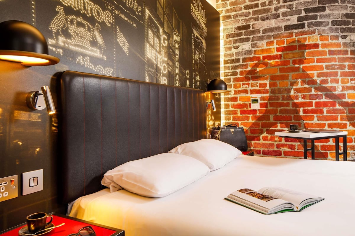 Classic Double Room | In-room safe, individually decorated, desk, laptop workspace