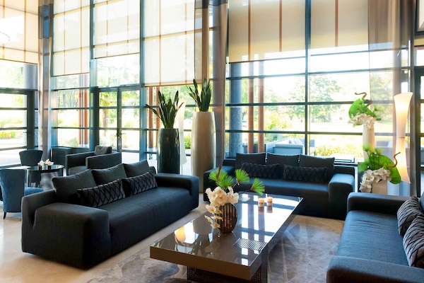 Área de estar no saguão