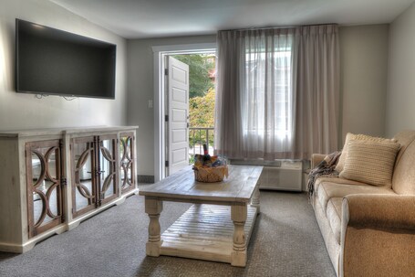 River Edge Inn - Image 31