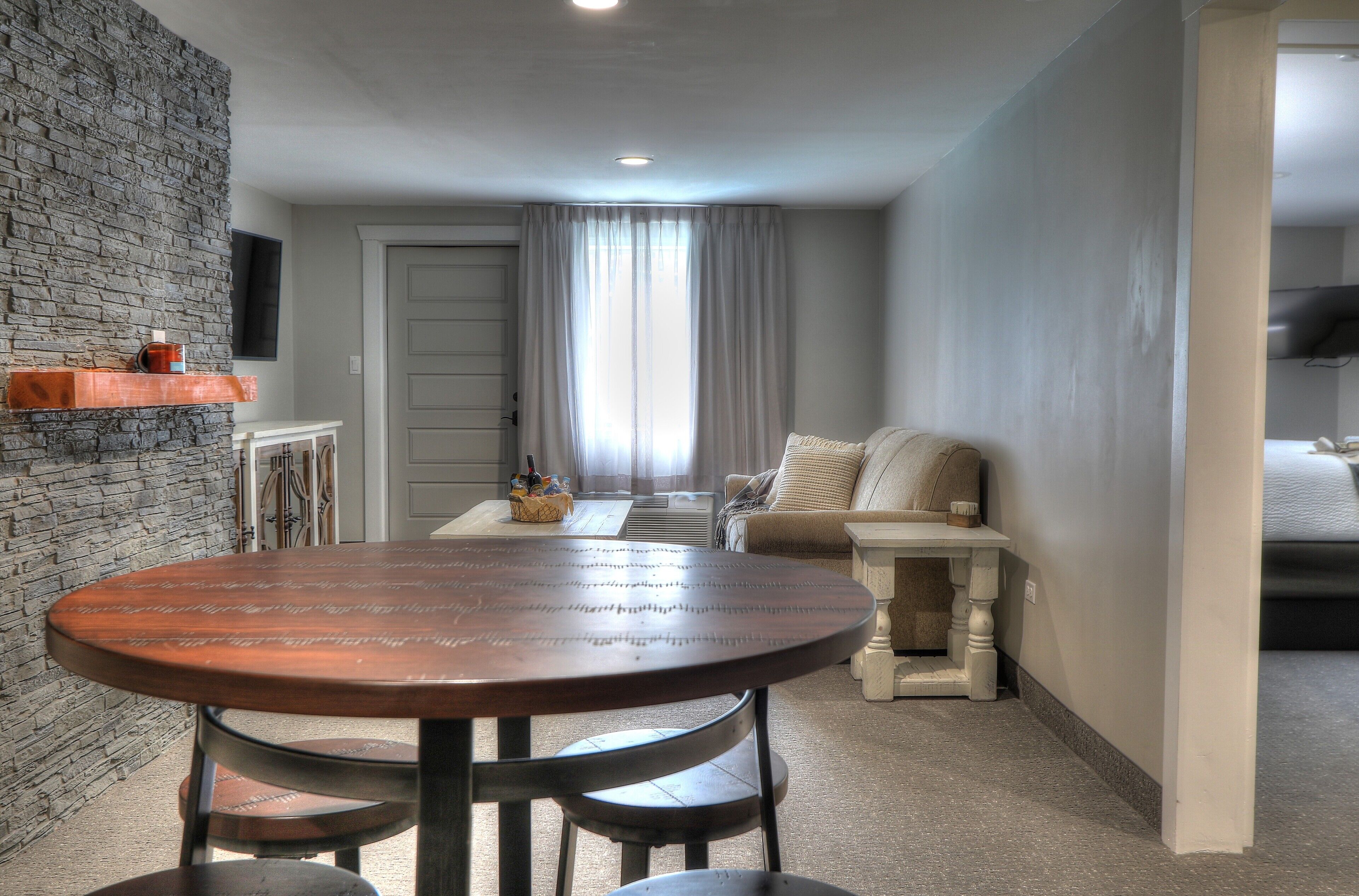 family suite, 2 bedrooms, kitchen (private balcony) | living area | 32-inch tv with cable channels