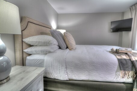 River Edge Inn - Image 57