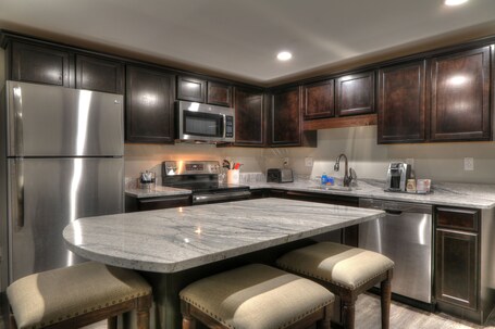 River Edge Inn - Image 2