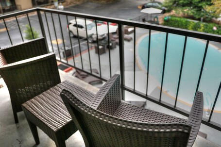 River Edge Inn - Image 4