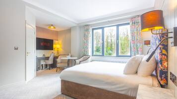 Superior Room, 1 King Bed