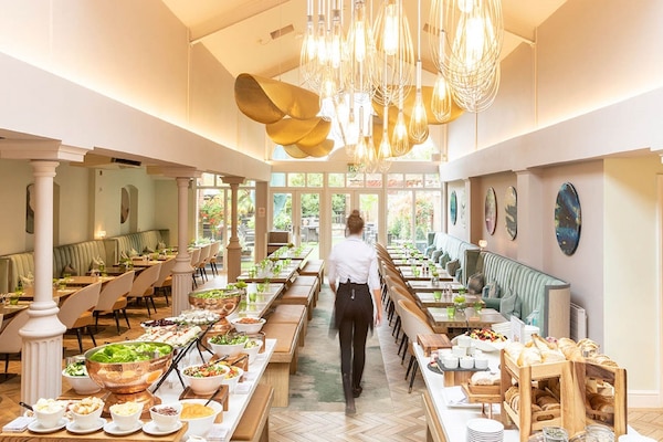 Free buffet breakfast