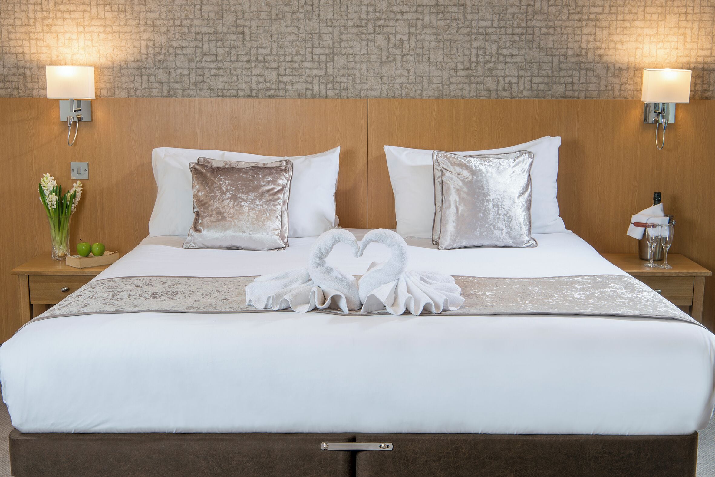 Standard Double Room | Hypo-allergenic bedding, in-room safe, desk, blackout drapes