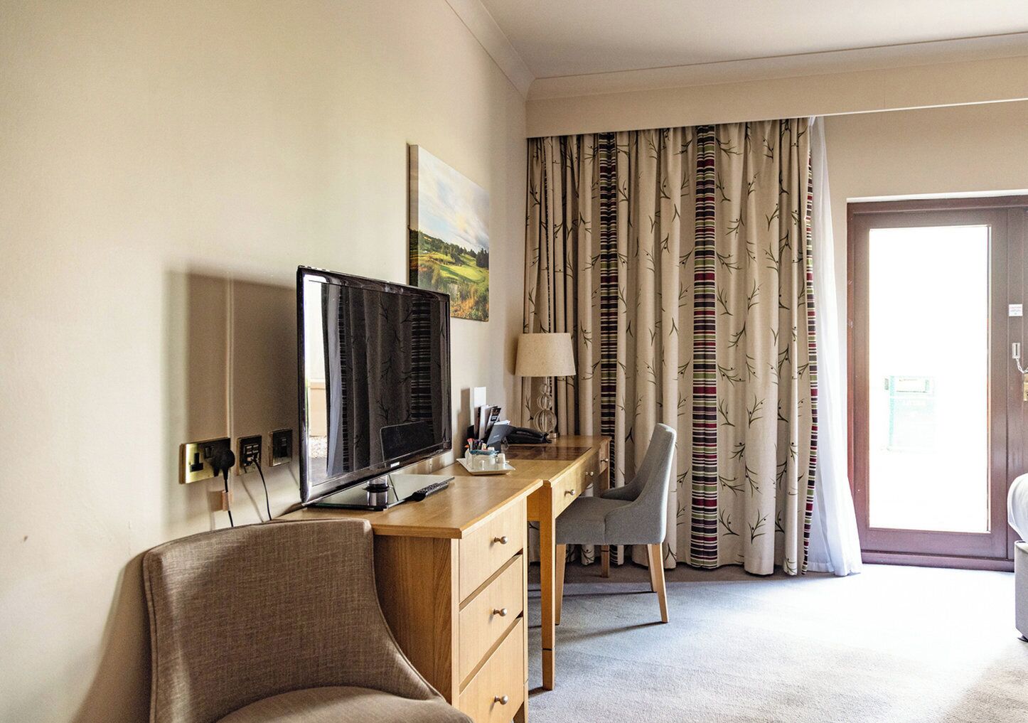 hypo-allergenic bedding, in-room safe, desk, blackout curtains