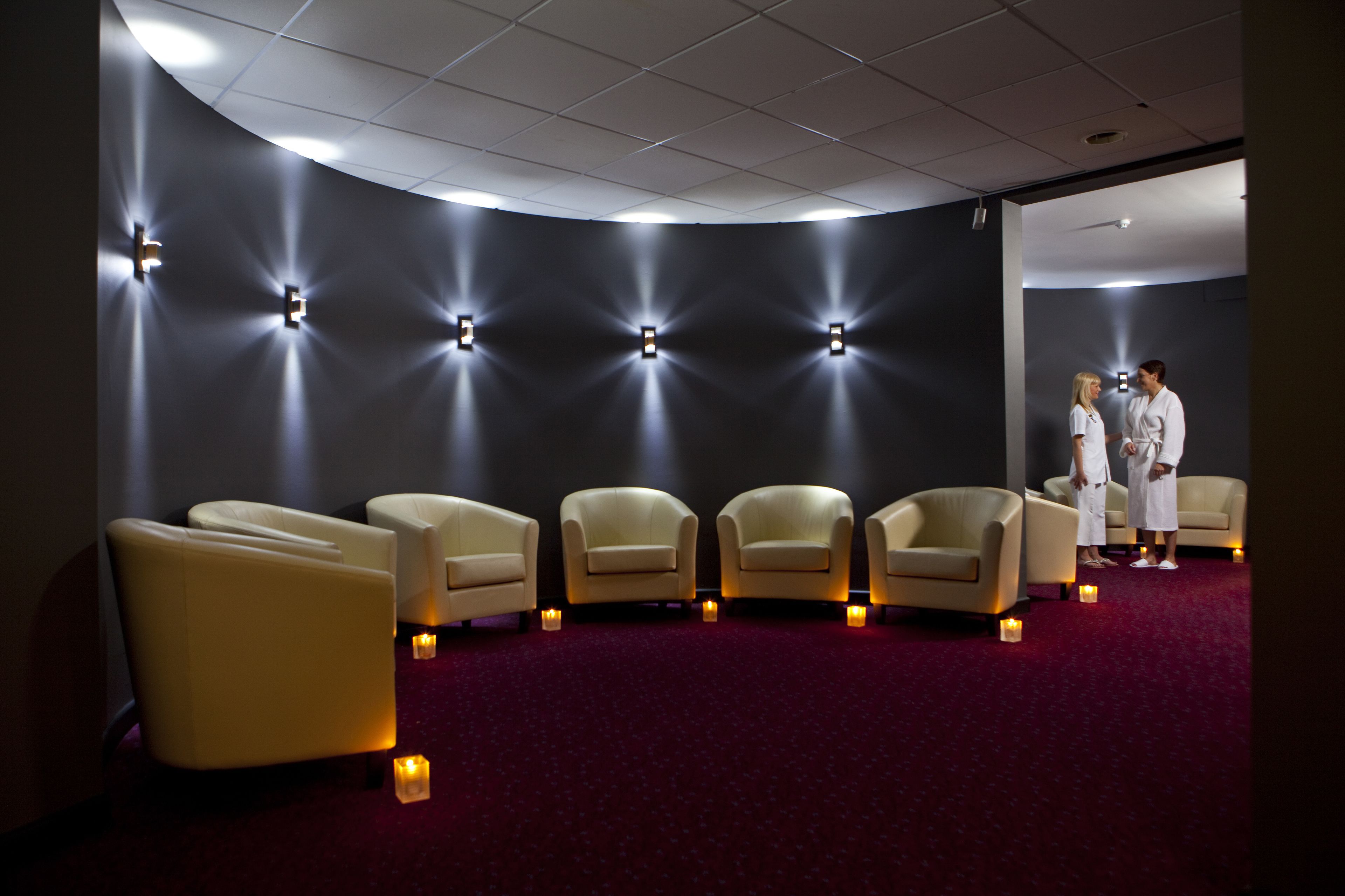 sauna, steam room, body treatments, body scrubs, facials