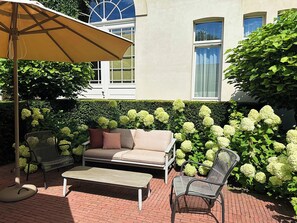 Allergikerbettwaren, Pillowtop-Betten, Minibar, Zimmersafe