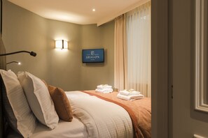 Family Luxury Room | 防过敏的被褥、羽绒被、加厚床垫、迷你吧