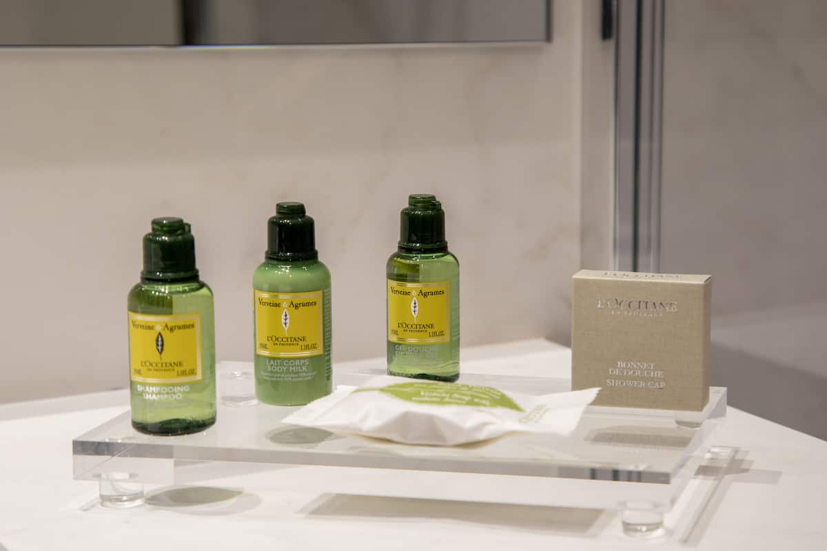 hypo-allergenic bedding, down duvets, pillow-top beds, minibar