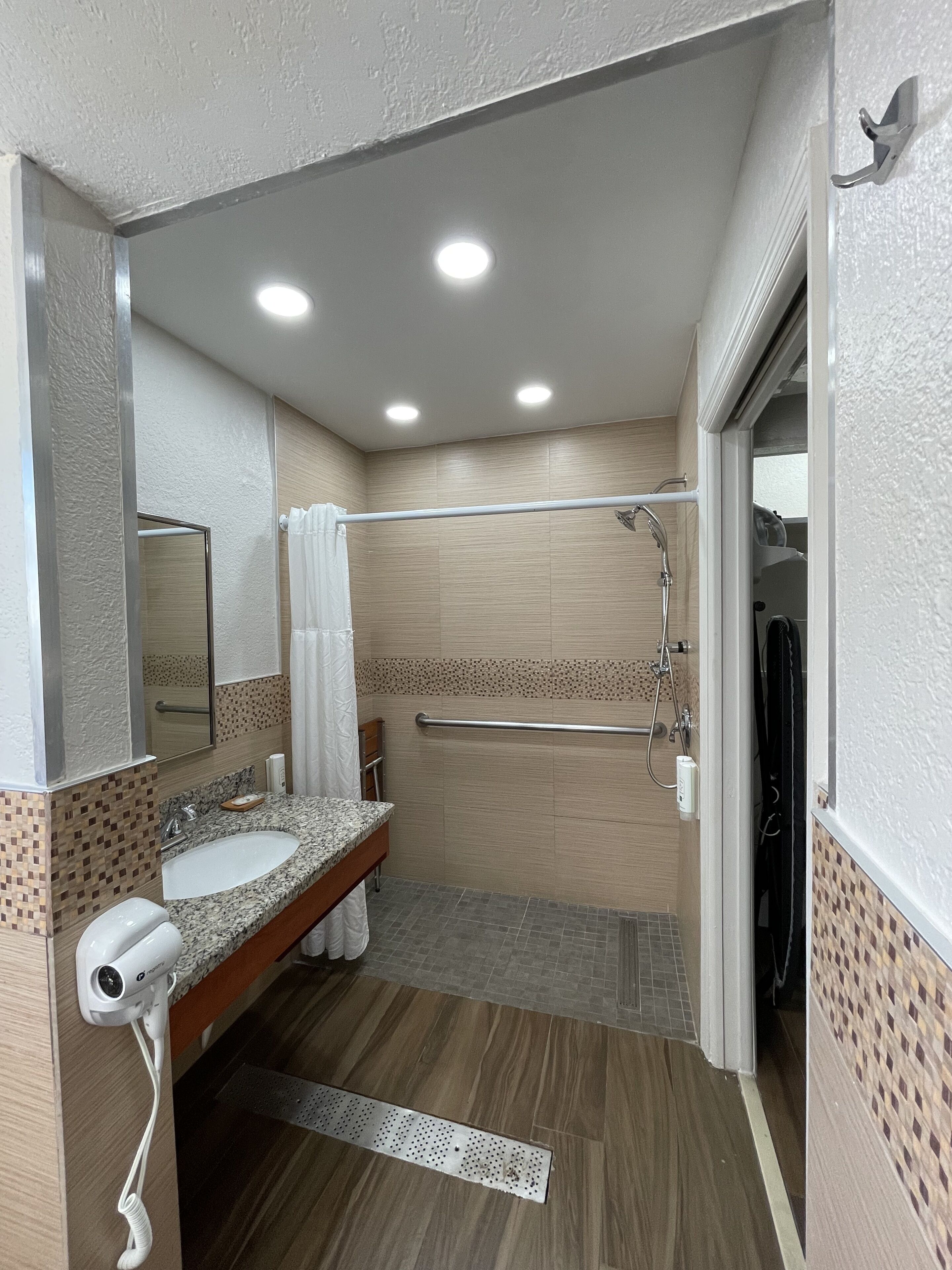 Foto - Quality Inn & Suites Airport/Cruise Port Hollywood