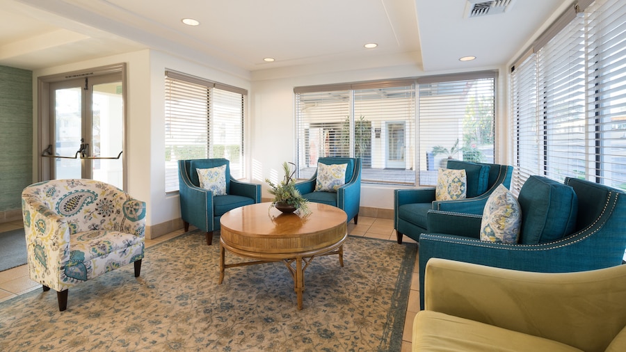 Sandpiper Lodge