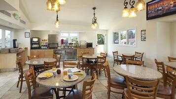 Free daily continental breakfast