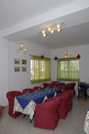 Reception hall