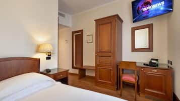 Standard Single Room | Down comforters, minibar, in-room safe, desk