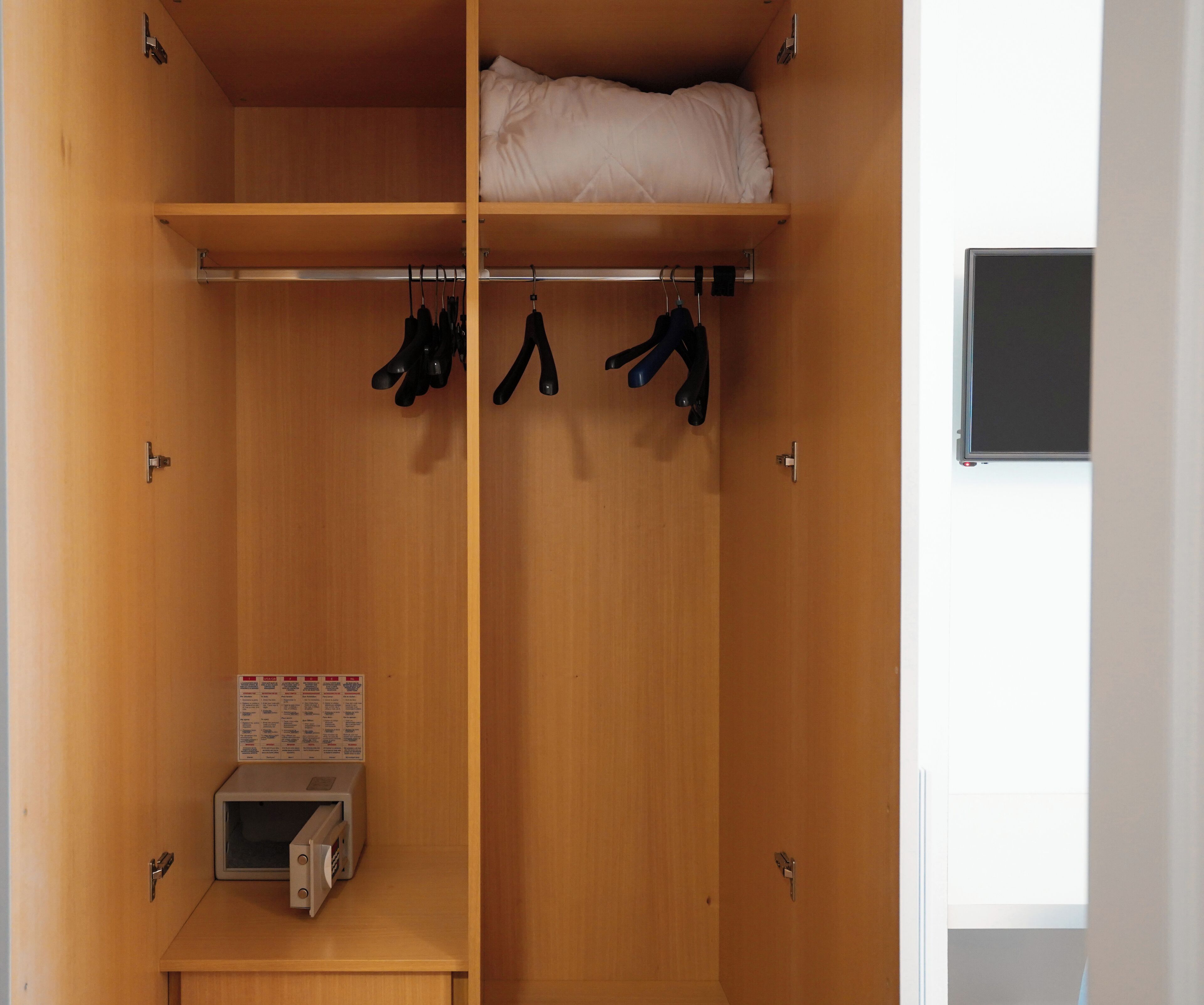 superior double room | 1 bedroom, premium bedding, minibar, in-room safe