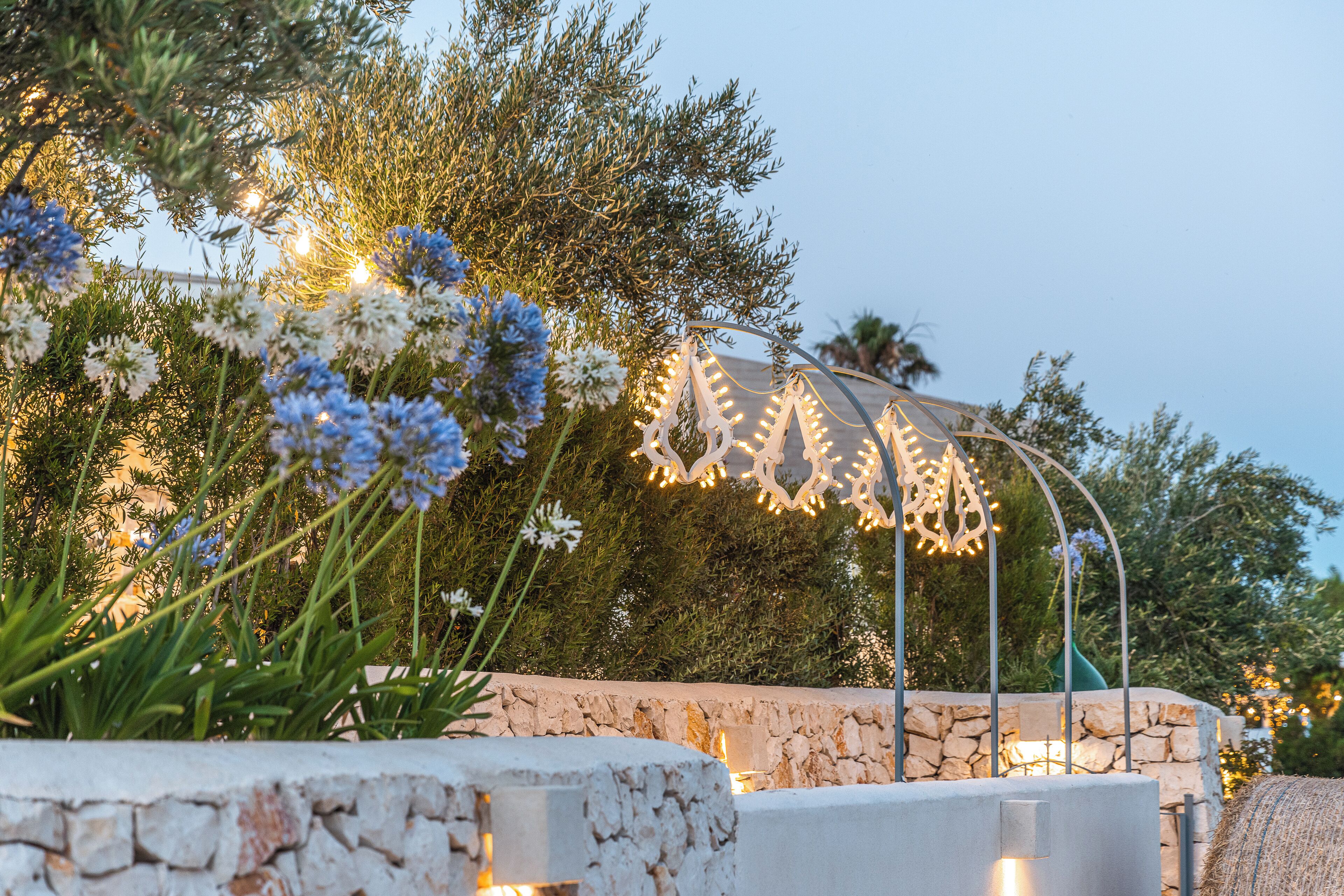 Hi ha 2 restaurants amb esmorzars 